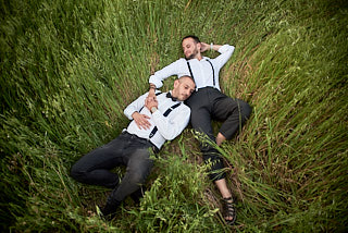 Postboda de una pareja gay en Sevilla